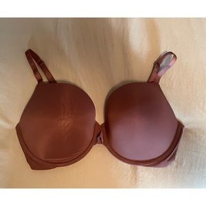 Victoria’s Secret - Full Coverage T-Shirt Push Up Bra - 38DD